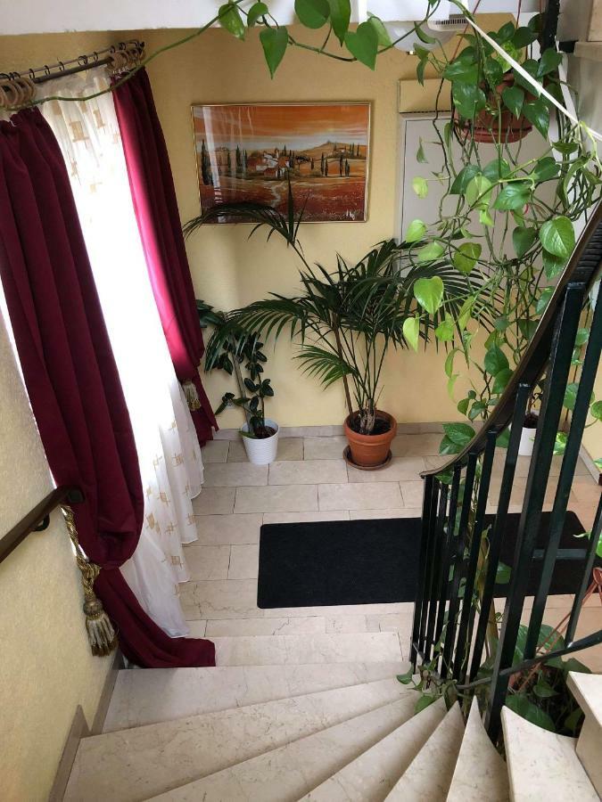 Hotel Zum Taunus Eppstein Екстериор снимка